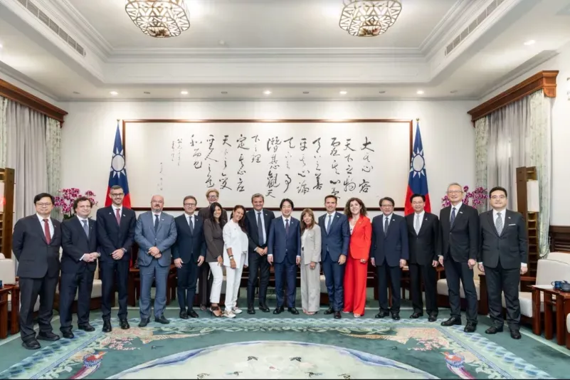 La delegazione parlamentare italiana a Taiwan -  foto: Ufficio Presidenziale di Taiwan
