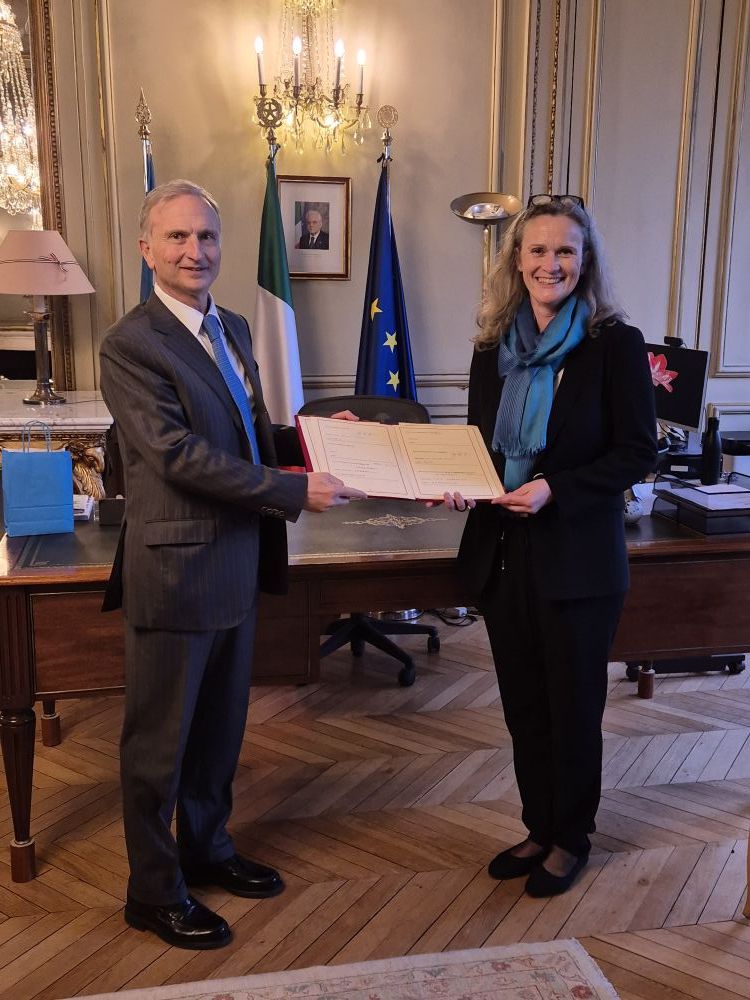 Amb Sabbatucci firma convenzione per personalit&agrave; giuridica ECAC - foto: Ambasciata