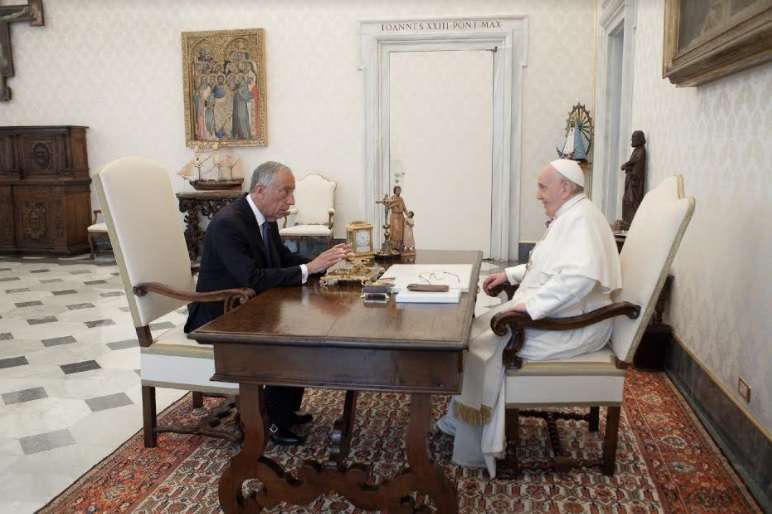 Papa Francesco con Marcelo Rebelo de Sousa, presidente del Portogallo - Foto: Vatican Media - ACI Group