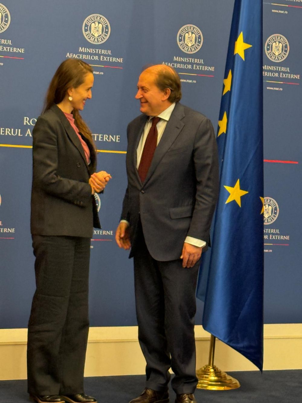 Ministro Affari Esteri di Romania, Oana-Silvia Țoiu, e segretario generale InCE, Franco Dal Mas