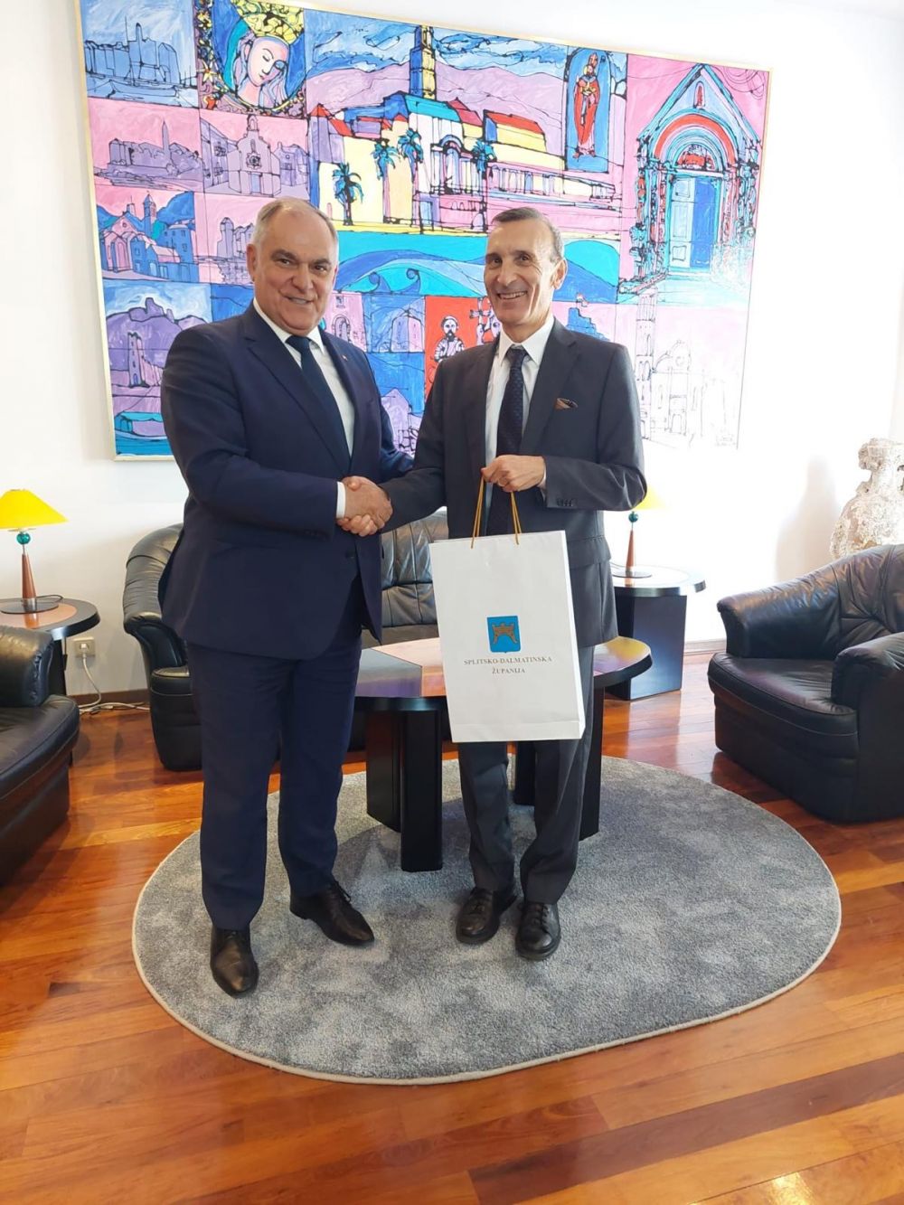 Amb. Trichilo con presidente regione Spalatino Dalmata - foto: Ambasciata