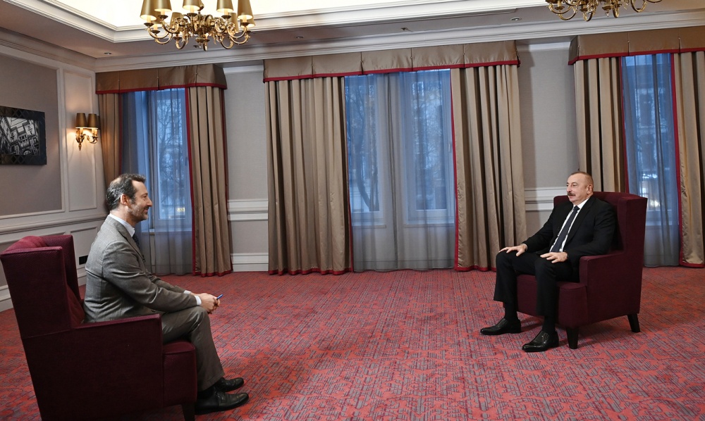 Il presidente dell'Azerbaigian Ilham Aliyev durante l'intervista a Il Sole 24 Ore