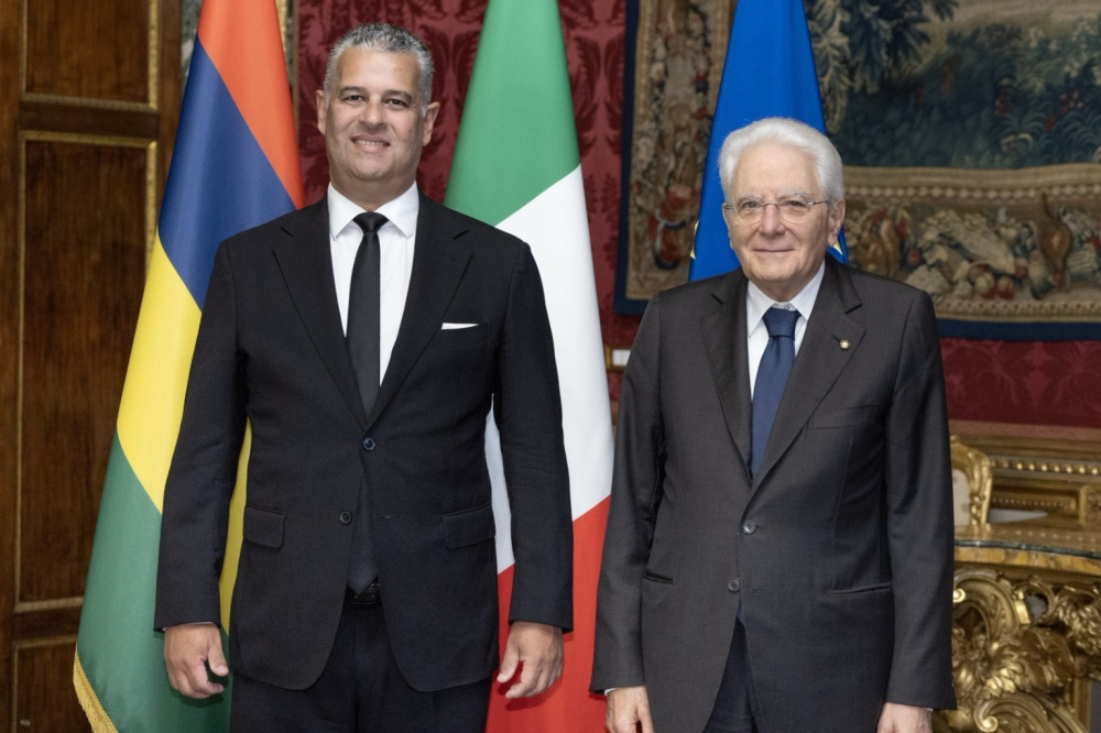 Il presidente Sergio Mattarella con amb. J&ouml;el Marie Rault, Repubblica di Mauritius - foto: Quirinale