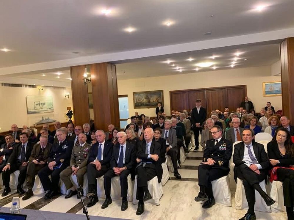 La presentazione - foto: Italienspr