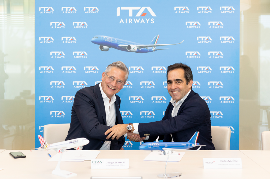 J Eberhart CEO di ITA Airways con C Mu&ntilde;oz CEO di Volotea