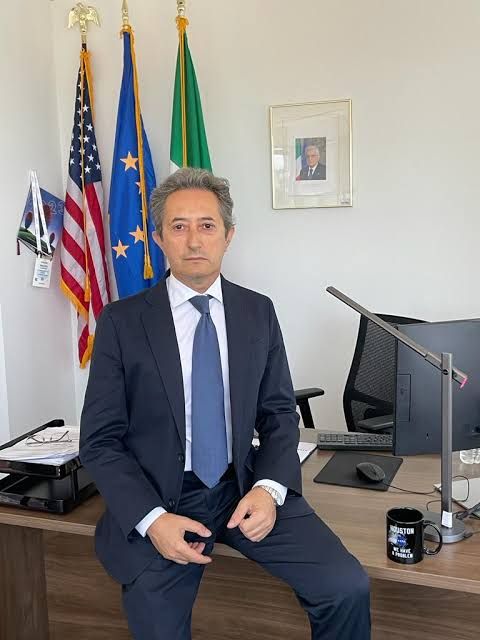 Il console generale Mauro Lorenzini - foto: Consolato