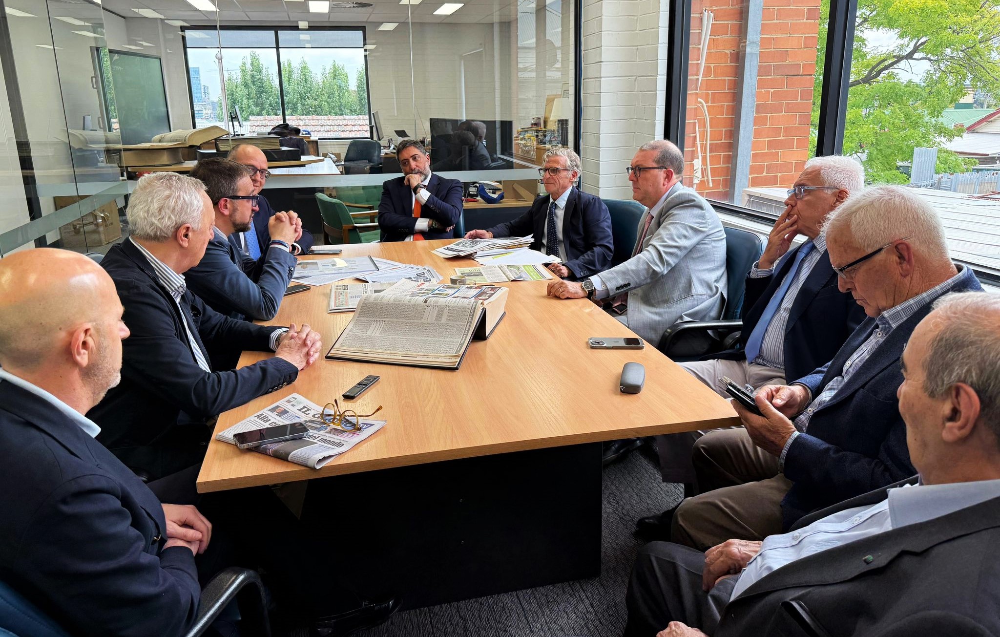 Melbourne, la delegazione aquilana nella redazione del quotidiano "Il Globo"
