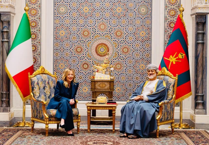 Giorgia Meloni e il Sultano Haitham bin Tarik - foto: PCM
