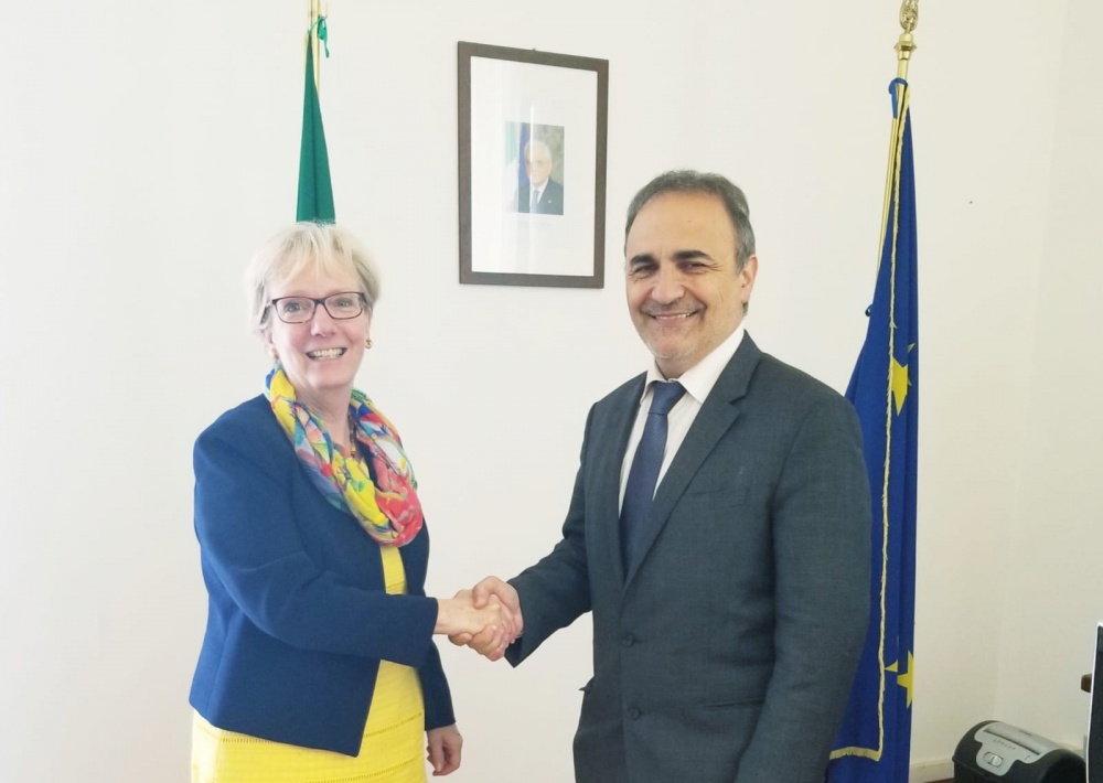 Il sen. Ricardo Merlo e l’ambasciatrice del Canada in Italia, Alexandra Bugailiskis