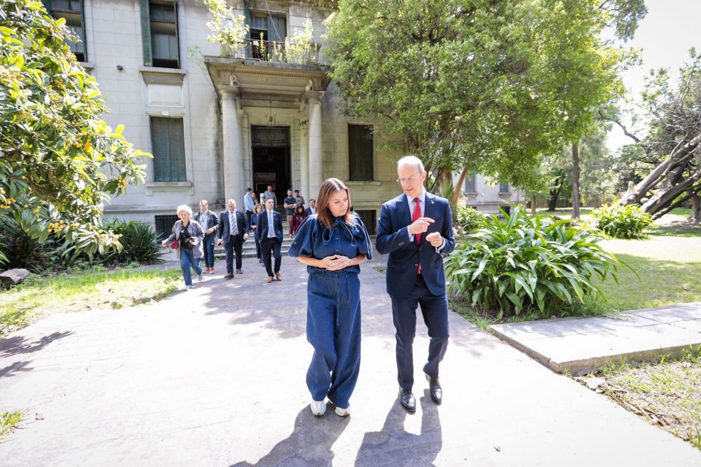 Minister Human Capital and Grand Hospitaller