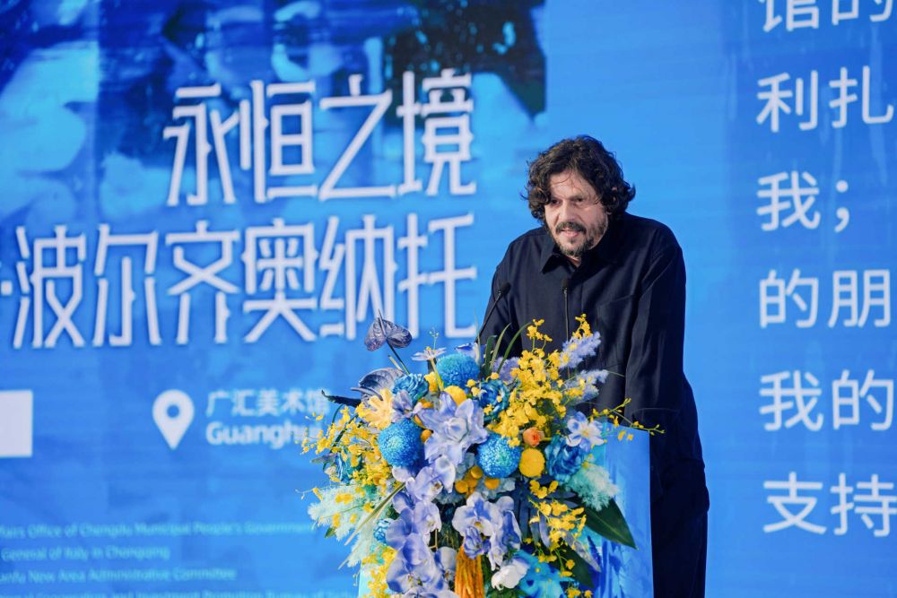 Cina: inaugurata a Chengdu mostra "Timeless" di Silvio Porzionato - foto: Consolato