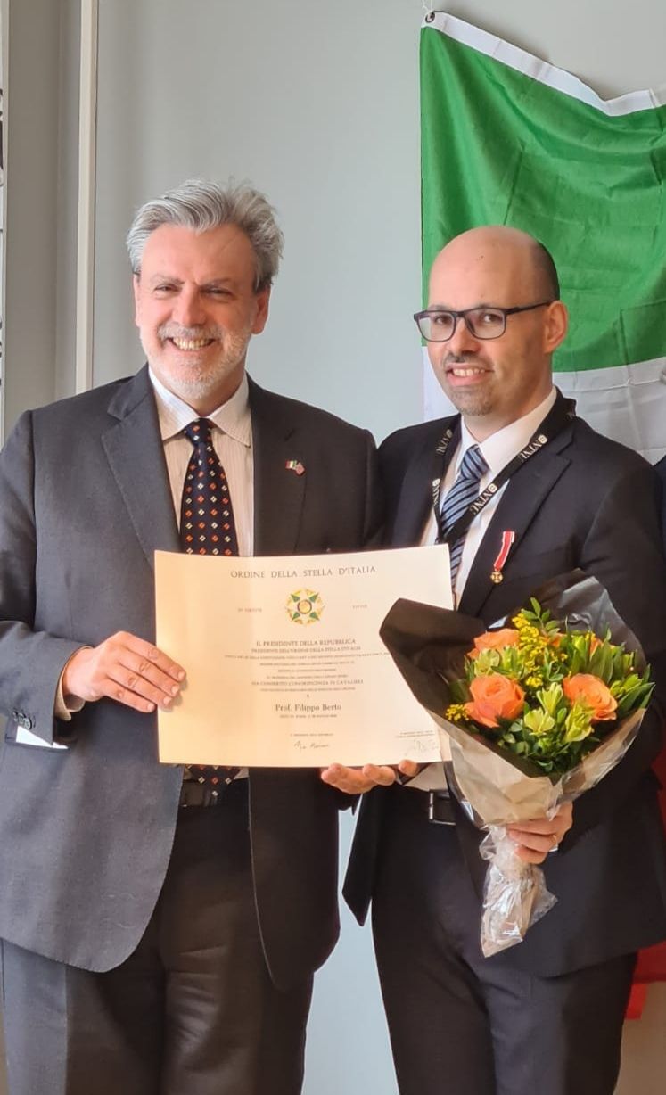 Ambasciatore in Novergia, Alberto Colella, con il prof. Filippo Berto (a dx)