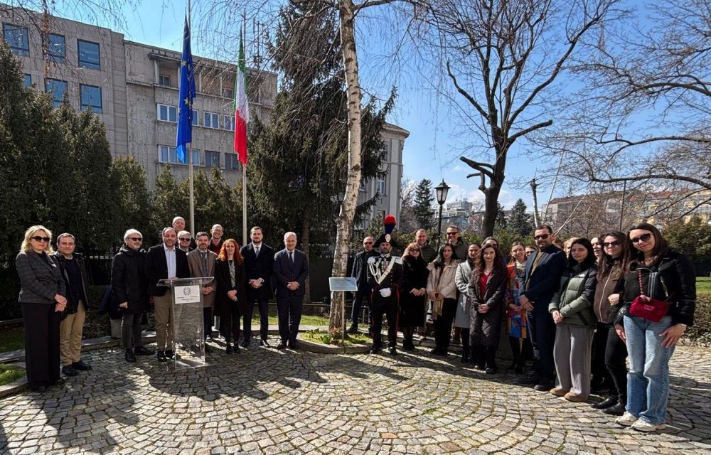 Bulgaria: amb. Apicella, Giornata dei Giusti inaugura targa Vito Positano