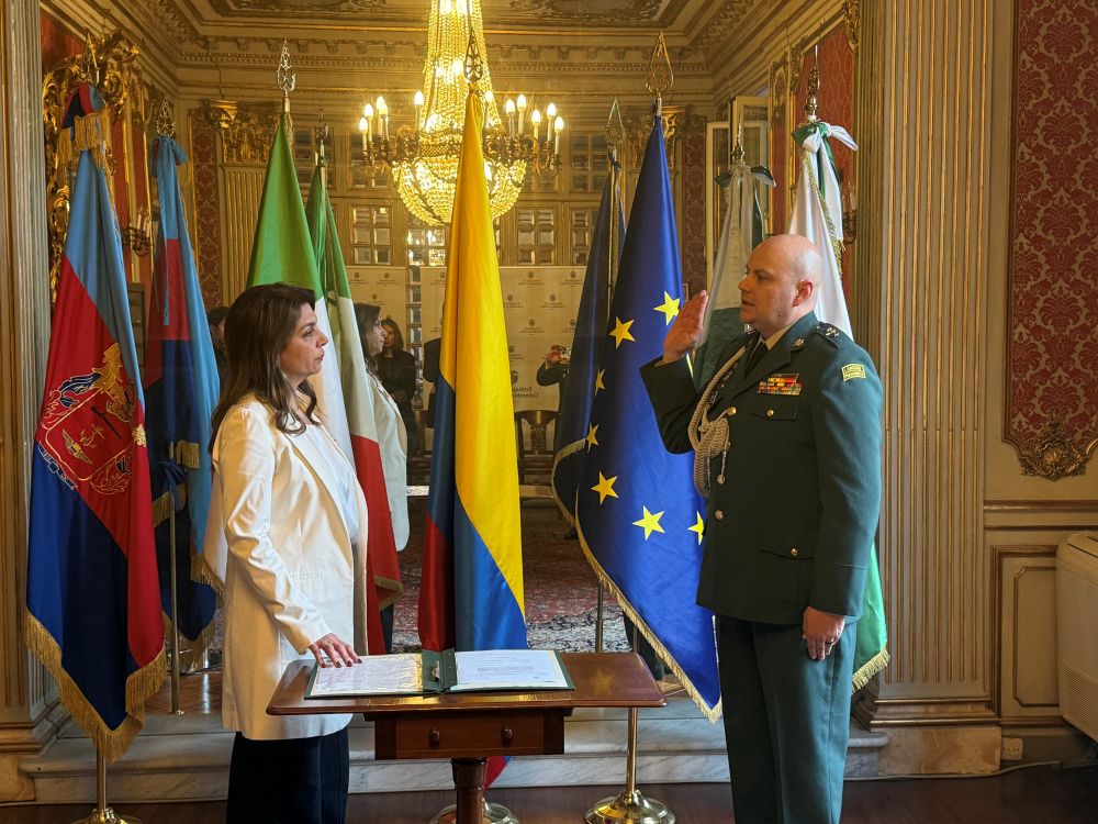 Ambasciata Colombia: col. Pe&ntilde;a nuovo addetto militare, navale e aeronautico - foto: Ambasciata