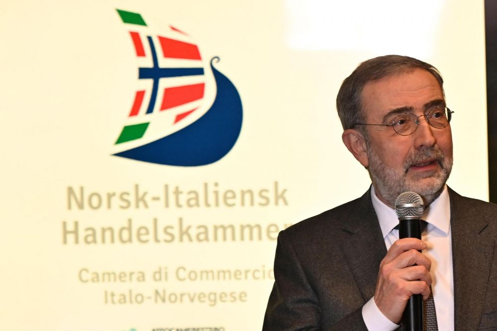 Amb. Nicoletti Norvegia al premio &ldquo;Italia Brillante&rdquo; a V&aring;r Energi (ENI)