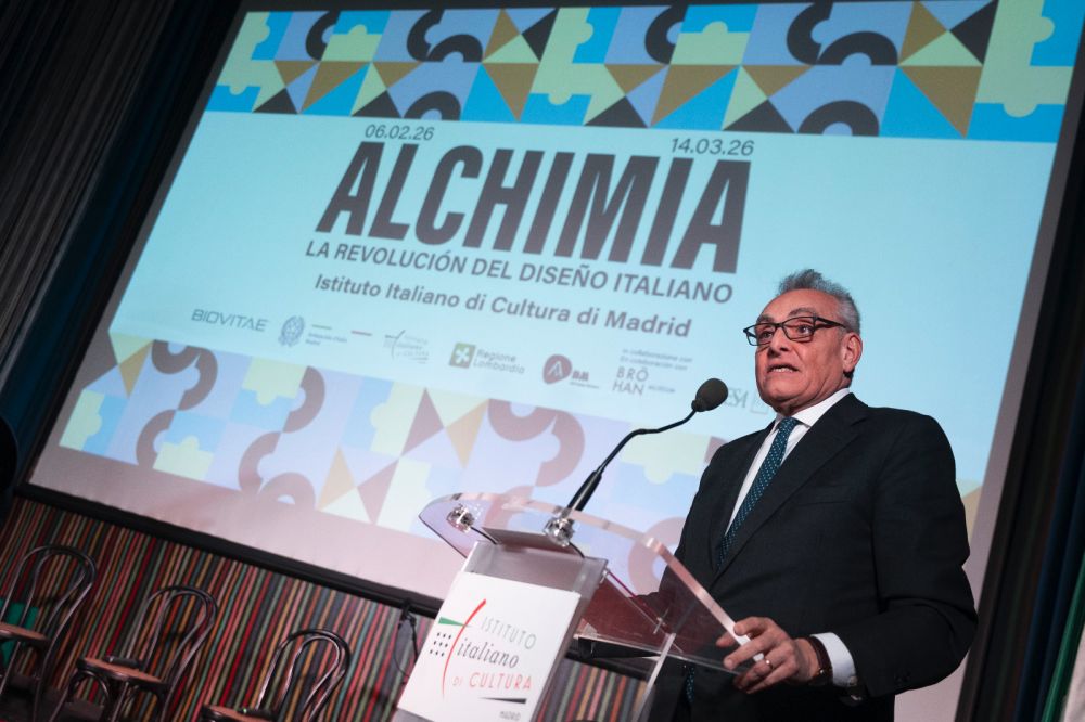 Amb. Buccino Grimaldi ad inaugurazione &ldquo;Alchimia. La rivoluzione del design italiano&rdquo;