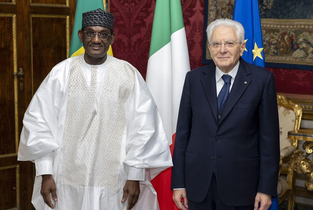 Presidente Sergio Mattarella con Yacouba Diakité, nuovo ambasciatore del Mali