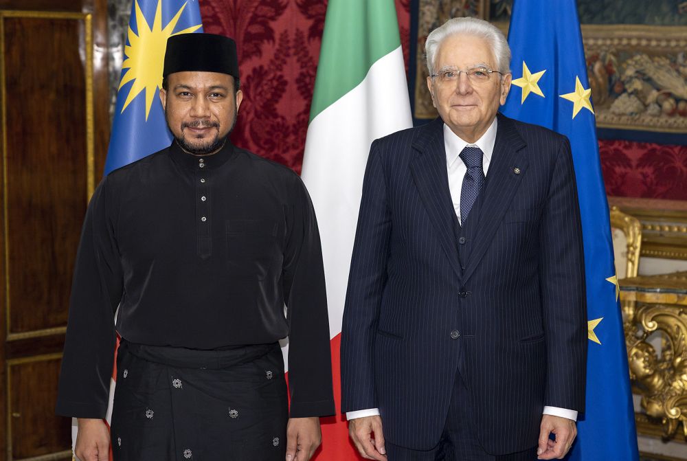 Presidente Mattarella con Zahid Bin Tan Sri Rastam, nuovo ambasciatore di Malaysia