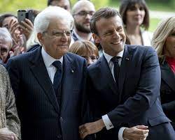 I presidenti Sergio Mattarella ed Emmanuel Macron