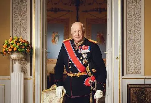 Re Harald V di Norvegia