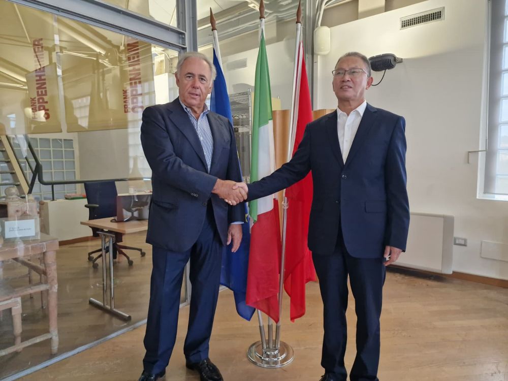 Riccardo Villari e Wu Jianmin - foto: Città della Scienza