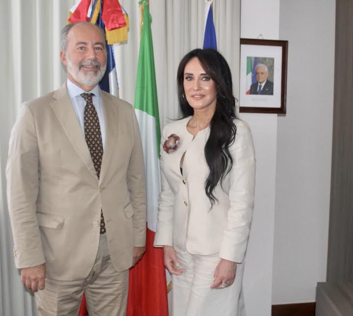 La sen. Francesca Alderisi con l'amb. Stefano Queirolo Palmas