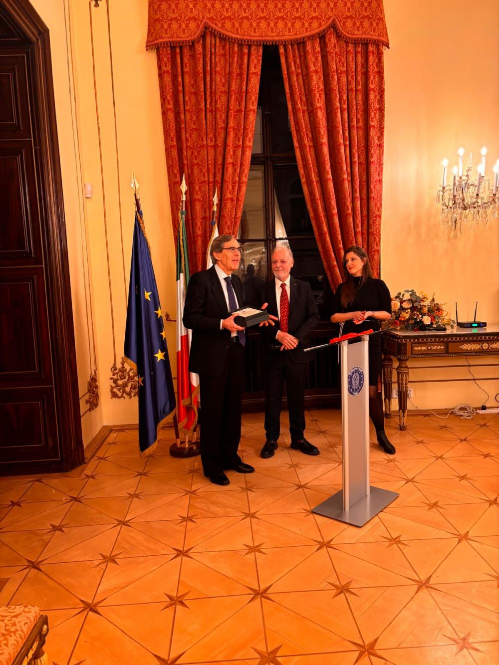 In ambasciata incontro con gli scienziati e i ricercatori italiani - foto: Ambasciata