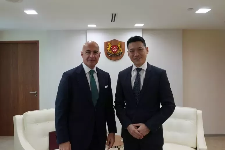 Singapore: amb. Brandi con Neo, ministro Cultura su cooperazione bilaterale