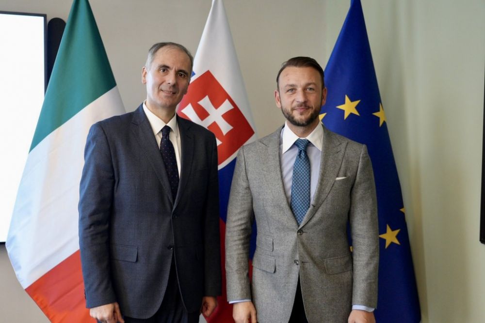 Slovacchia: amb. De Felice con ministro dell'Interno, &Scaron;utaj E&scaron;tok