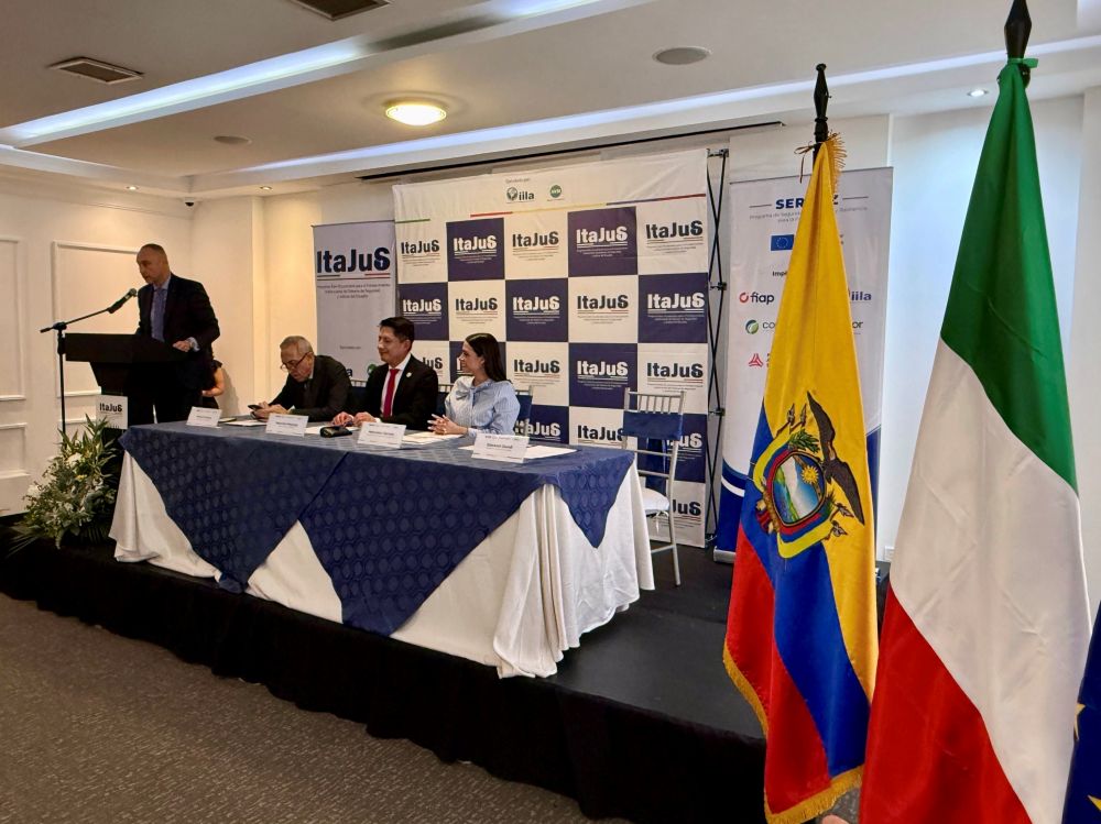 Ecuador: amb. Davoli presiede firma accordo CSM e Servizio Penitenziario - foto: Ambasciata
