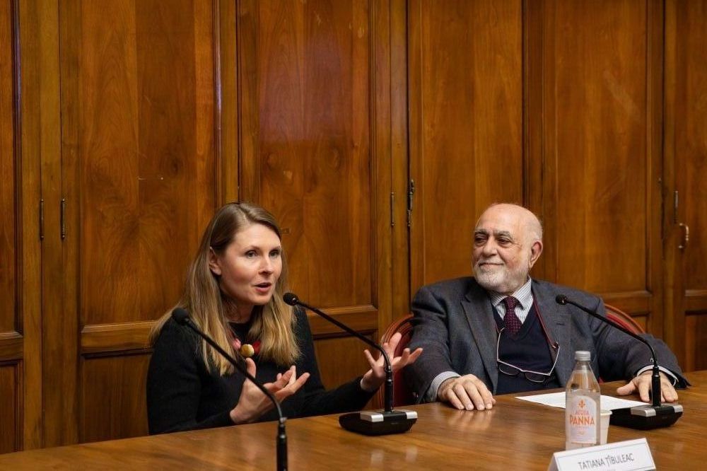 Foto credit: Nicu Floroaica