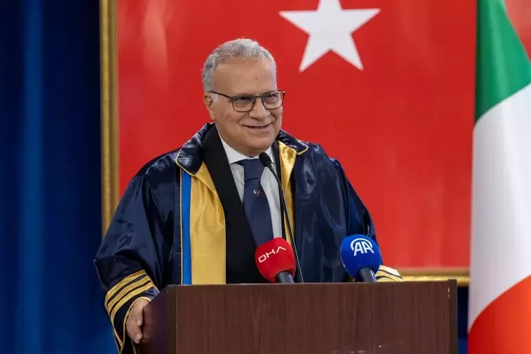 Laurea honoris causa ad amb. Giorgio Marrapodi - foto: Ambasciata