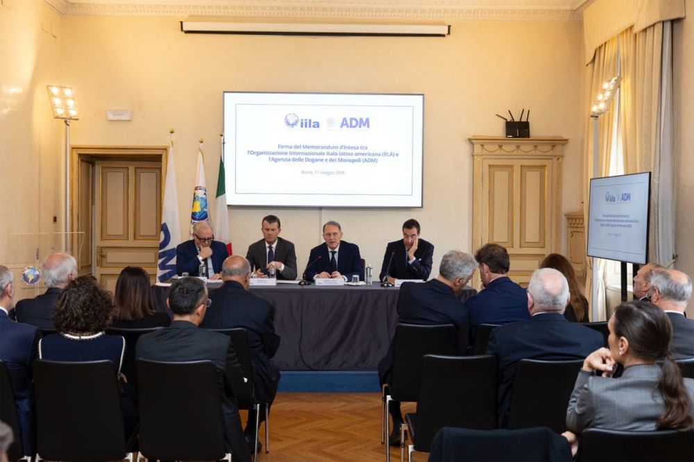 La firma dell'intesa IILA-ADM