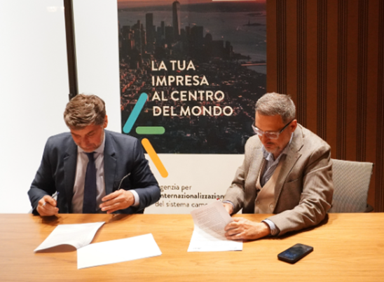 Claudio Maffioletti e Giovanni Rossi a firma accordo tra Promos e IICCI