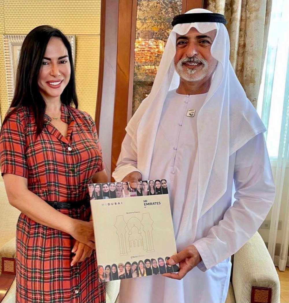 Benedetta Paravia con lo Sceicco Nahyan bin Mubarak al Nahyan, Ministro della Tolleranza a capo di Expo Dubai