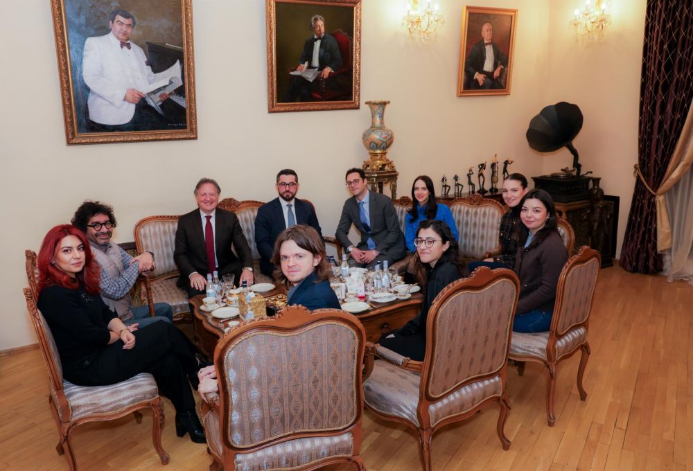 Amb. Ferranti al Teatro Nazionale Accademico Armeno dell&rsquo;Opera e del Balletto