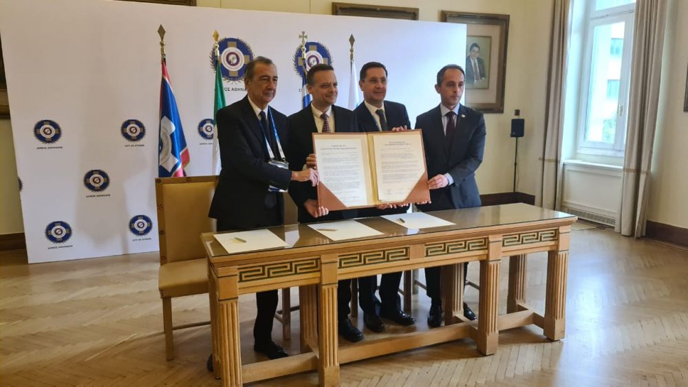 Olimpiadi Milano-Cortina, fiamma da Atene parte per Italia - foto: Ambasciata