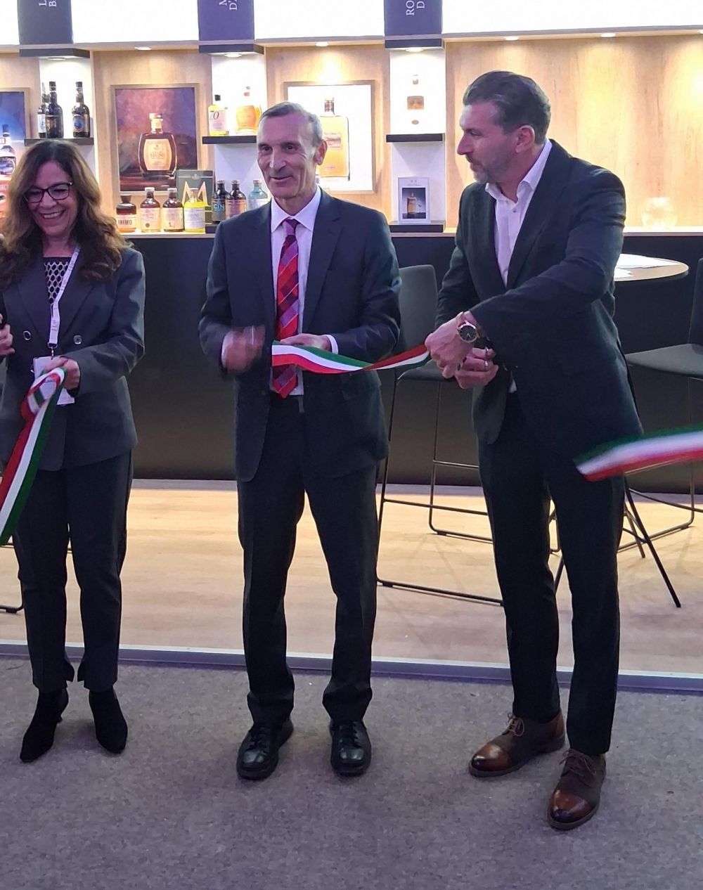 Amb. Paolo Trichilo all&rsquo;apertura del Festival internazionale Zgrappa - foto: Ambasciata